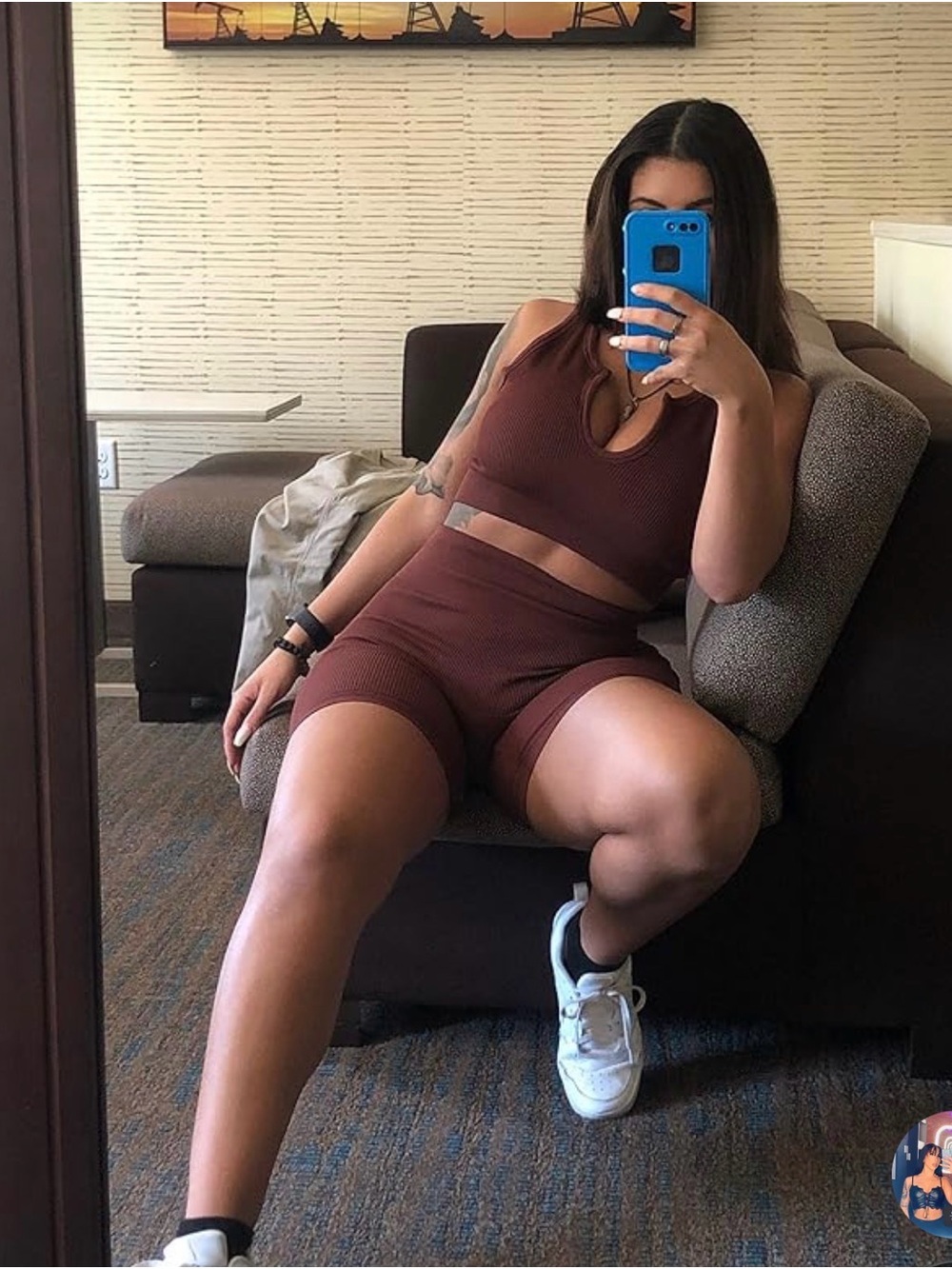Women’s Athletic Ribbed High-Waist Shorts in Deep Brown